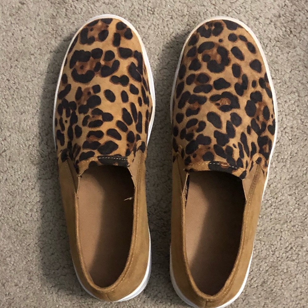 Leopard slip ons